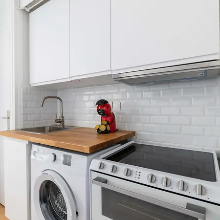 Zzz Felix Apartmán